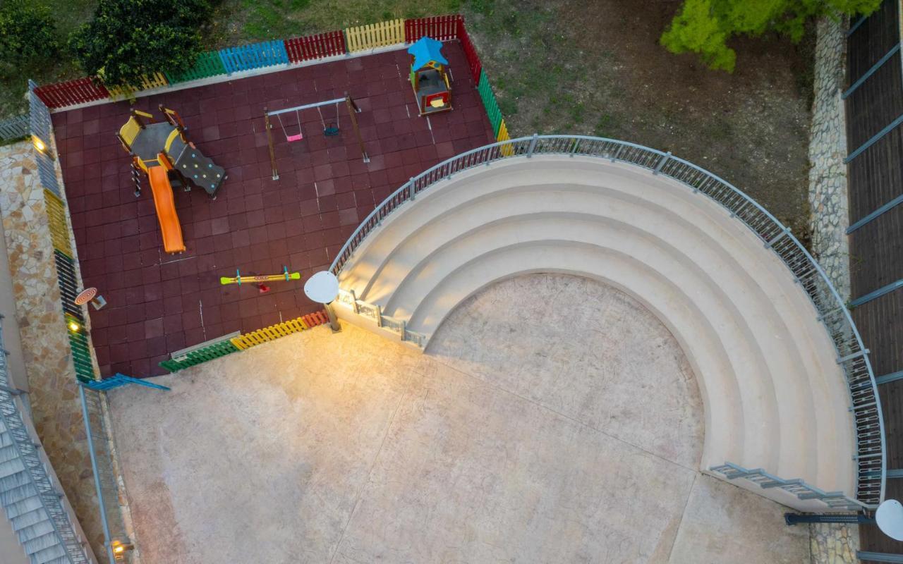 Karras Grande Resort Plánosz Kültér fotó