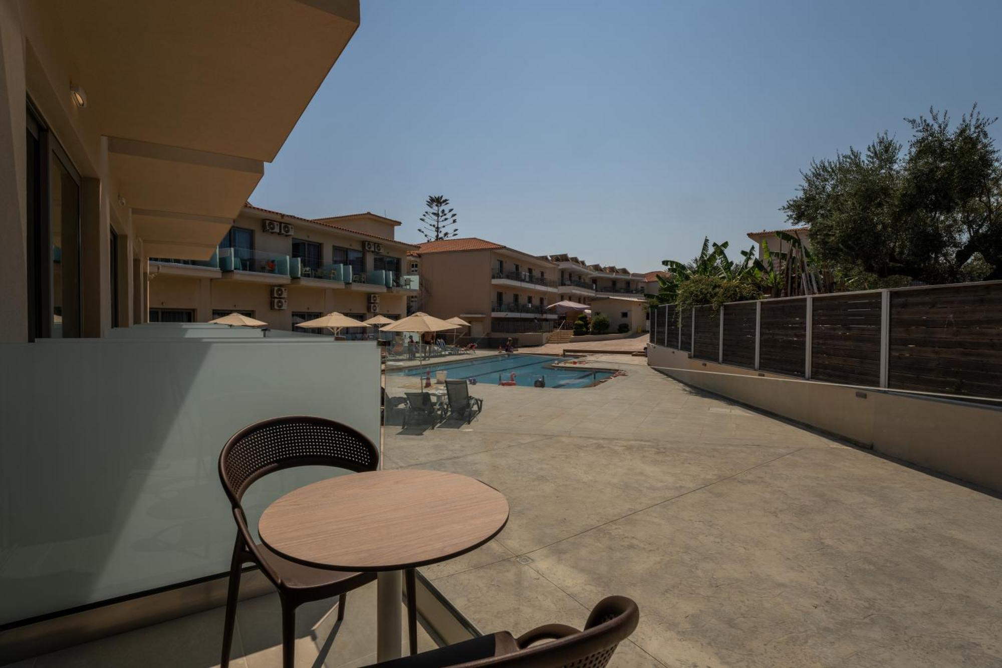Karras Grande Resort Plánosz Kültér fotó